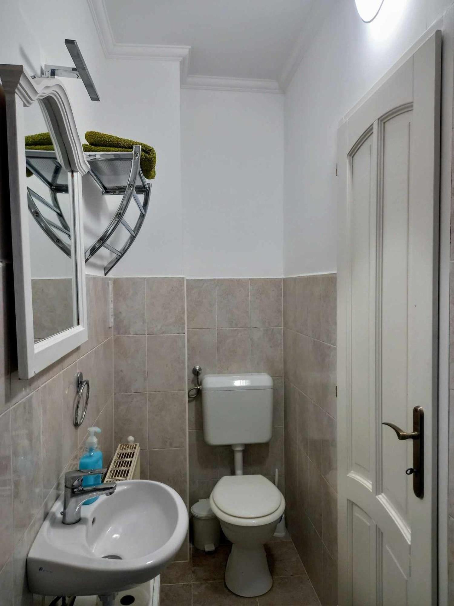 Bike&Night Apartment Baracska Ngoại thất bức ảnh