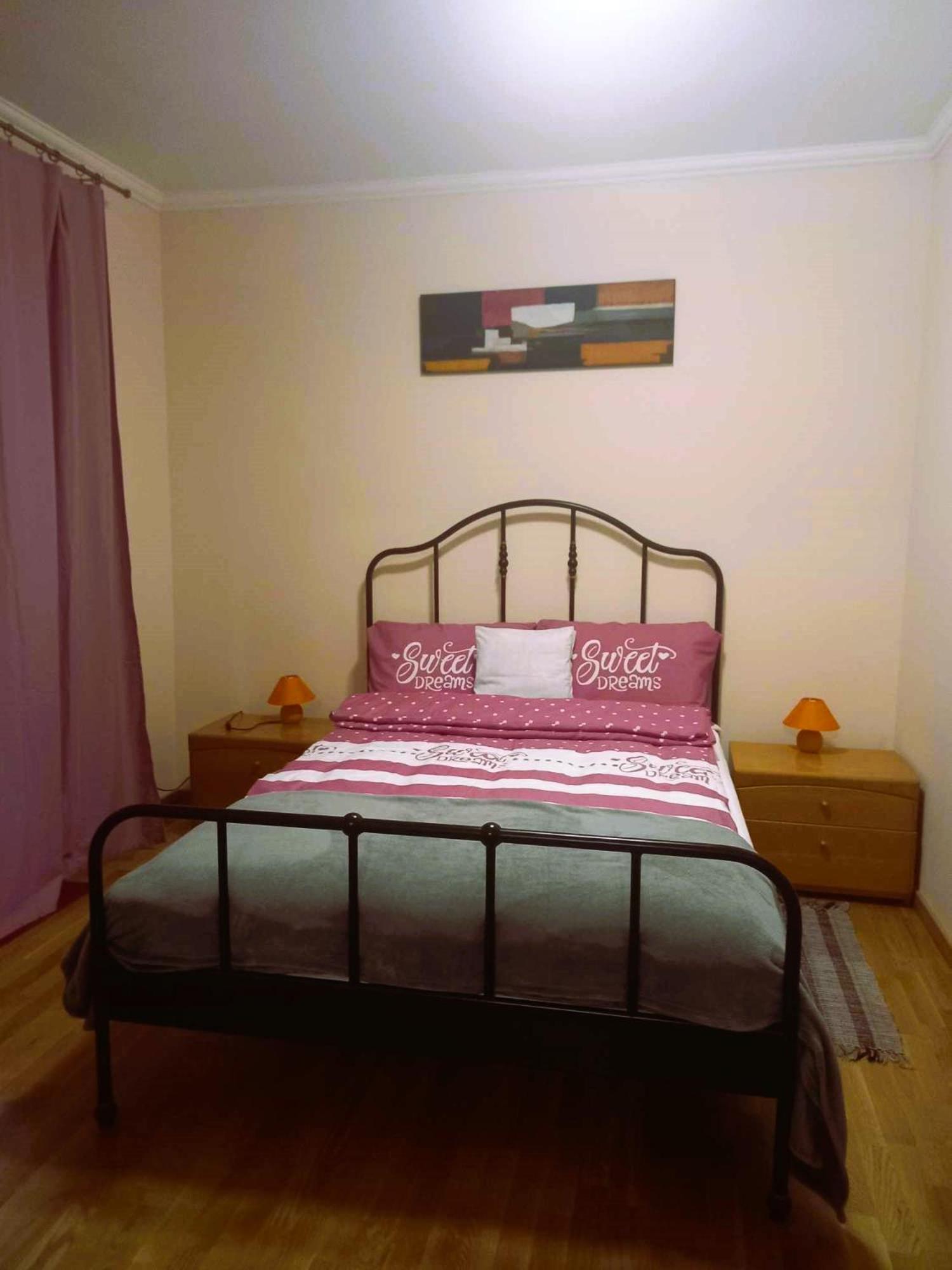 Bike&Night Apartment Baracska Ngoại thất bức ảnh
